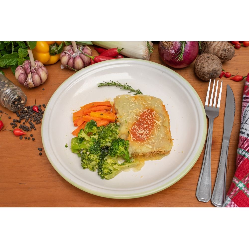 MUSCLE | ESCONDIDINHO DE BATATA DOCE COM FRANGO / CENOURA/ BRÓCOLIS