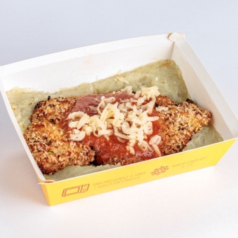 FRANGO Á PARMEGIANA ASSADA PURÊ DE BATATA DOCE COM AZEITE 330G