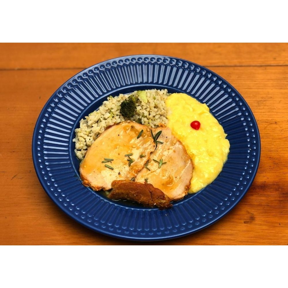 THRUSTER | LOMBO SUÍNO ASSADO / ARROZ INTEGRAL COM BRÓCOLIS / CREME DE MILHO